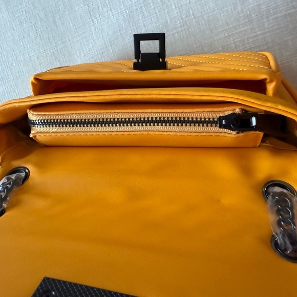 Badgley Mischka Yellow Quilted Crossbody Bag with Flap Closure - Picture 8 of 9